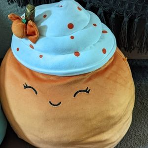 Pumpkin Spice latte squishmallow